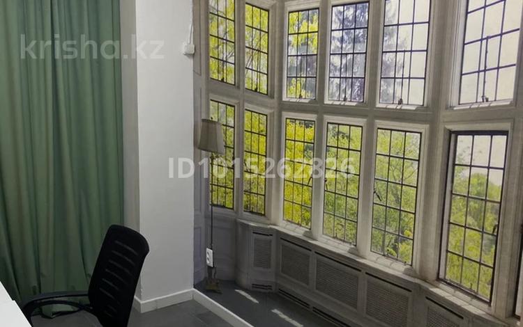Кабинеты и рабочие места · 10 м² за 250 000 ₸ в Астане, Есильский р-н — фото 2