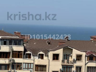 4-бөлмелі пәтер · 102 м² · 12/14 қабат, 17-ш/а., 17 мкрн 7, бағасы: 42 млн ₸ в Актау, 17-й мкр