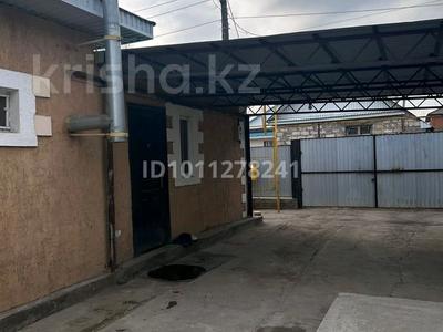 Отдельный дом · 4 комнаты · 150 м² · 6 сот., С/К Радуга — Келешек ост за 20 млн ₸ в Актобе, жилой массив Заречный-2