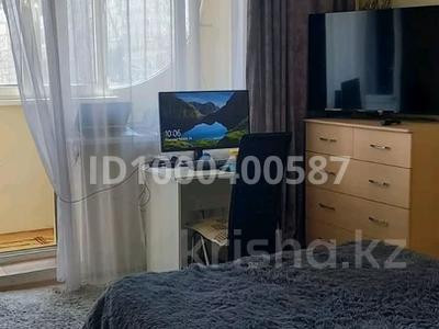 Аренда квартир в Алматы: 1-комнатная квартира · 40 м² · 3/5 этаж · помесячно, мкр Аксай-4 43 — Мамышулы - Жубанова за 200 000 〒 1-комнатная квартира · 40 м² · 3/5 этаж · помесячно, мкр Аксай-4 43 — Мамышулы - Жубанова за 200 000 〒 в Алматы, Ауэзовский р-н