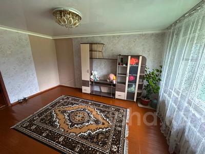 3-бөлмелі пәтер · 59.6 м² · 1/5 қабат, Женис, бағасы: 8.6 млн ₸ в Тобыле