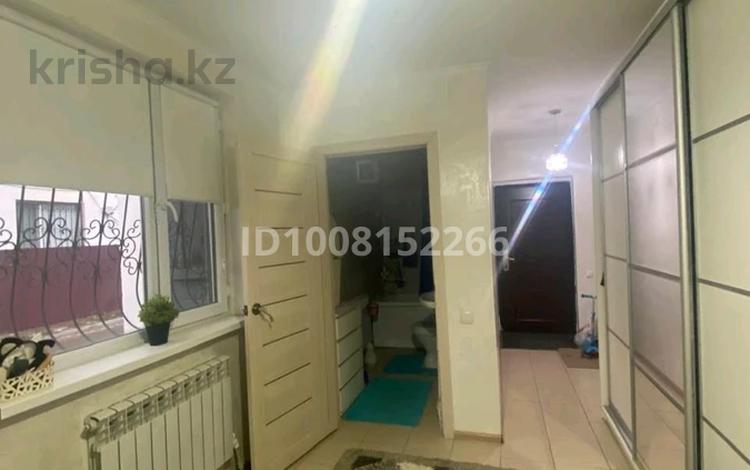 Часть дома · 3 комнаты · 94.5 м² · 100 сот., мкр Сарыкамыс, ЖК Гаухартас 5/11 за 22.5 млн ₸ в Атырау — фото 2