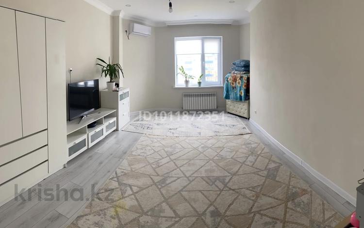 2-комнатная квартира · 74 м² · 3/6 этаж, Авангард 2 микрорайон 6А за 30 млн ₸ в Атырау, мкр Авангард-2 — фото 2