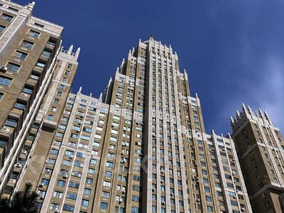 3-бөлмелі пәтер · 125 м² · 9/36 қабат, Кабанбай батыра 11, бағасы: ~ 75 млн ₸ в Астане, Есильский р-н