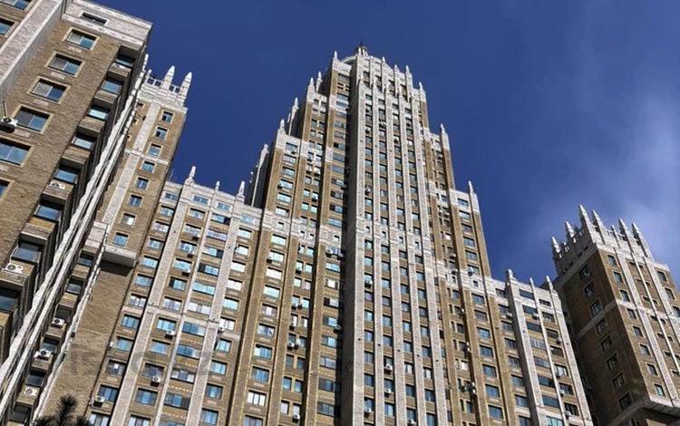 3-бөлмелі пәтер · 125 м² · 9/36 қабат, Кабанбай батыра 11, бағасы: ~ 75 млн ₸ в Астане, Есильский р-н — фото 18