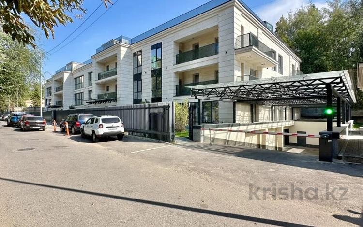 2-комнатная квартира · 140 м² · 3/3 этаж, Чайкиной 5/1 за 160 млн ₸ в Алматы, Медеуский р-н — фото 2
