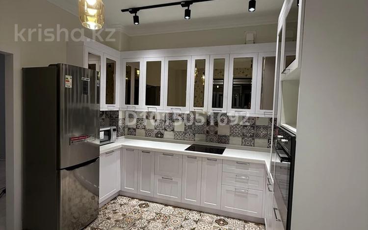 2-комнатная квартира · 70 м² · 7/9 этаж, Туран стр. 22 — ТЦ Сары арка, ТЦ Керуен Сити, Триумф Астаны за 600 000 ₸ в Астане, Есильский р-н — фото 2