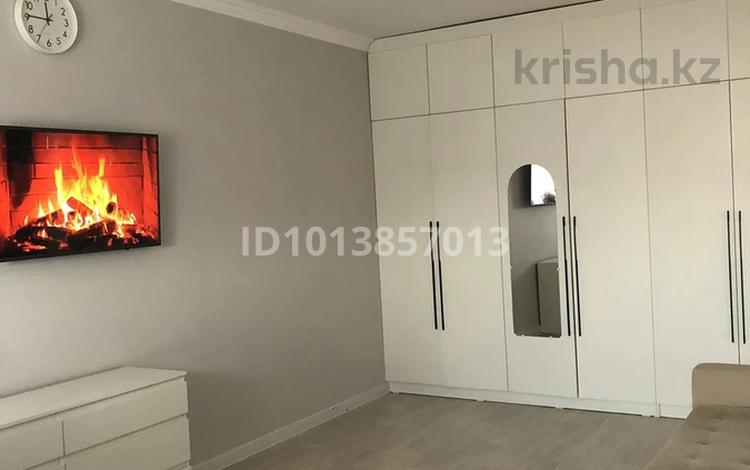 1-бөлмелі пәтер · 43 м² · 7/7 қабат, Ақбұлақ ш/а., Касыма Шарипова 206, бағасы: 200 000 ₸ в Алматы, Алатауский р-н — фото 2