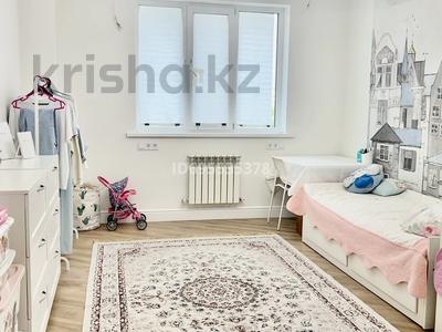 4-бөлмелі пәтер, 124 м², 2/8 қабат, мкр Нурсая-3, Абулхаир хана 70/1, бағасы: 70 млн 〒 в Атырау, мкр Нурсая-3