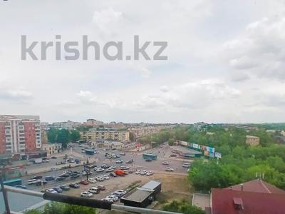 3-бөлмелі пәтер · 63.1 м² · 8/9 қабат, Жаңа қала ш/а., Абдирова 25, бағасы: 28.5 млн ₸ в Караганде, Казыбек би р-н