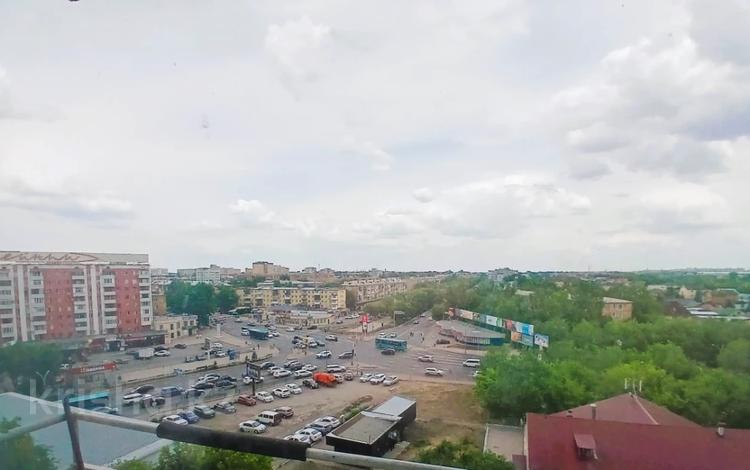 3-бөлмелі пәтер · 63.1 м² · 8/9 қабат, Жаңа қала ш/а., Абдирова 25, бағасы: 28.5 млн ₸ в Караганде, Казыбек би р-н — фото 2