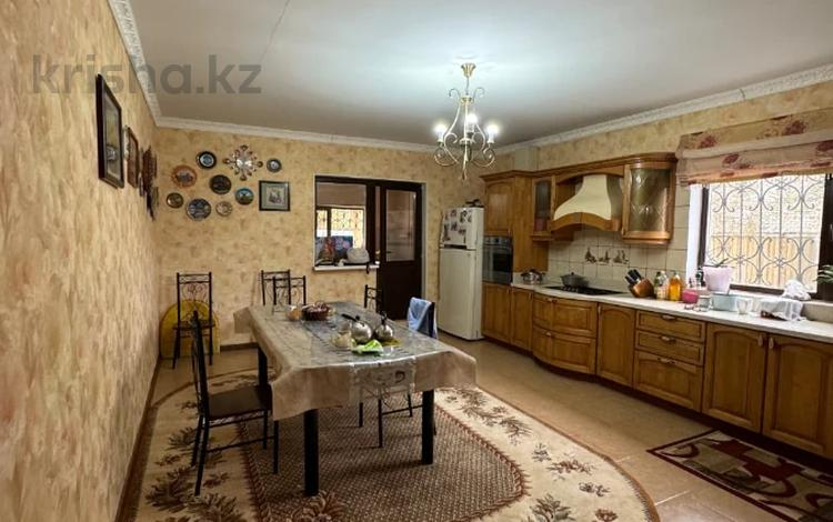 Отдельный дом · 5 комнат · 260 м² · 8 сот., мкр 8, Аксункар 7 за 60 млн 〒 в Актобе — фото 9