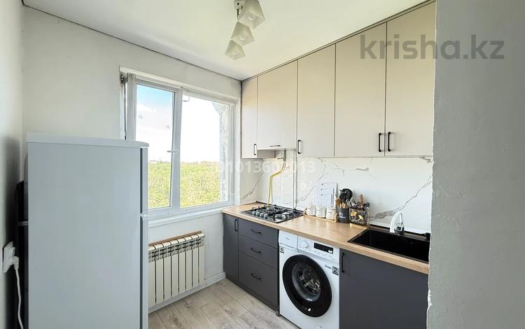 4-комнатная квартира · 60.9 м² · 5/5 этаж, мкр 5 112 — Тургенева за 15 млн ₸ в Актобе — фото 2