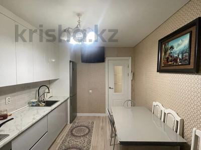 3-бөлмелі пәтер · 82.3 м² · 3/10 қабат, Набережная, бағасы: 26.5 млн ₸ в Актобе, мкр. Курмыш