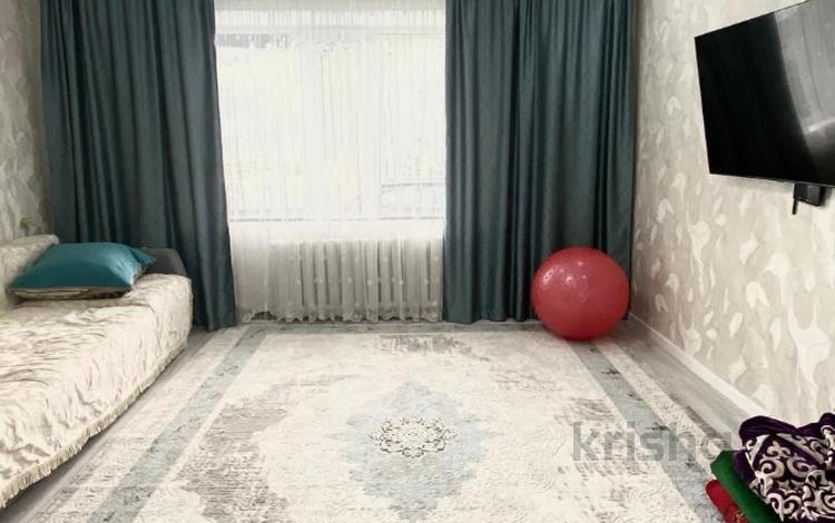 4-бөлмелі пәтер · 76.6 м² · 1/9 қабат, 19-шағынаудан, бағасы: 23.5 млн ₸ в Караганде, Алихана Бокейханова р-н — фото 2