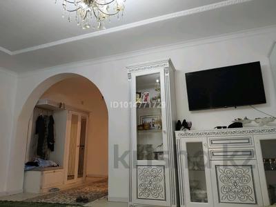 Жеке үй · 6 бөлме · 200 м² · 10 жүзд., Атакент 24 — Гарбаты моста, бағасы: 300 000 ₸ в 