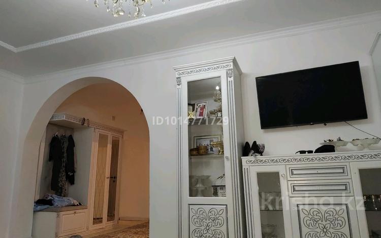 Жеке үй · 6 бөлме · 200 м² · 10 жүзд., Атакент 24 — Гарбаты моста, бағасы: 300 000 ₸ в  — фото 2