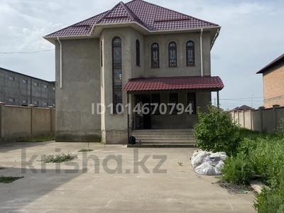 Жеке үй · 6 бөлме · 300 м² · 10 жүзд., Тұран ш/а 591, бағасы: 62 млн ₸ в Шымкенте, Каратауский р-н