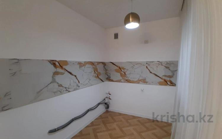 3-комнатная квартира · 39.2 м² · 1/3 этаж, Тохтарова 47 за 19 млн ₸ в Усть-Каменогорске — фото 10