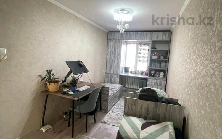 3-комнатная квартира · 58.7 м² · 5/5 этаж, мкр Аксай-2 5 за 40 млн 〒 в Алматы, Ауэзовский р-н — фото 42