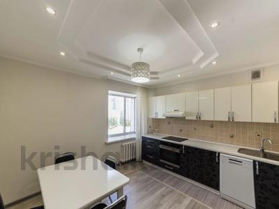 2-комнатная квартира · 64 м² · 7/9 этаж, Улы Дала 47/1 — Туркестан за 35.9 млн 〒 в Астане, Есильский р-н