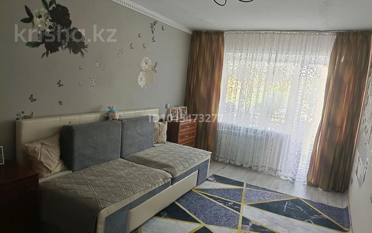 2 комнаты · 18 м² · 3/5 этаж, Пришахтинск, Пришахтинск, 21й микрорайон 19 за 43 000 ₸ в Караганде, Алихана Бокейханова р-н — фото 2