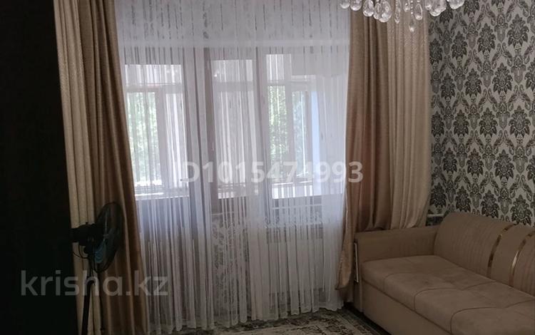 3-комнатная квартира · 64 м² · 5/5 этаж, мкр Алатау 50 за 17 млн ₸ в Таразе — фото 2
