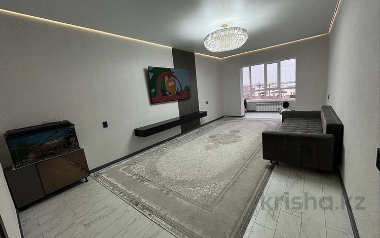 2-комнатная квартира · 80 м² · 3/4 этаж, мкр Жана Орда, Евразийская 125 за 33.5 млн ₸ в Уральске — фото 9