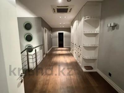 7-комнатная квартира · 405 м² · 4/5 этаж, Достык 535 — СРОЧНО СРОЧНО за 350 млн 〒 в Алматы, Медеуский р-н