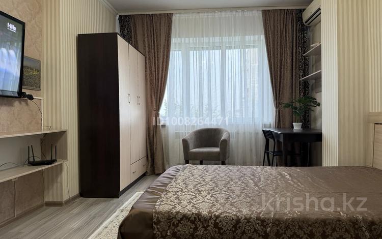 1-комнатная квартира · 36 м² · 7/9 этаж, Жандосова 34а — Ауезова за 280 000 ₸ в Алматы, Бостандыкский р-н — фото 2