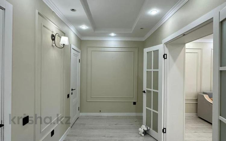 3-бөлмелі пәтер · 110 м² · 5/6 қабат, мкр. Алтын орда, Тауелсиздик, бағасы: 38.9 млн ₸ в Актобе — фото 3