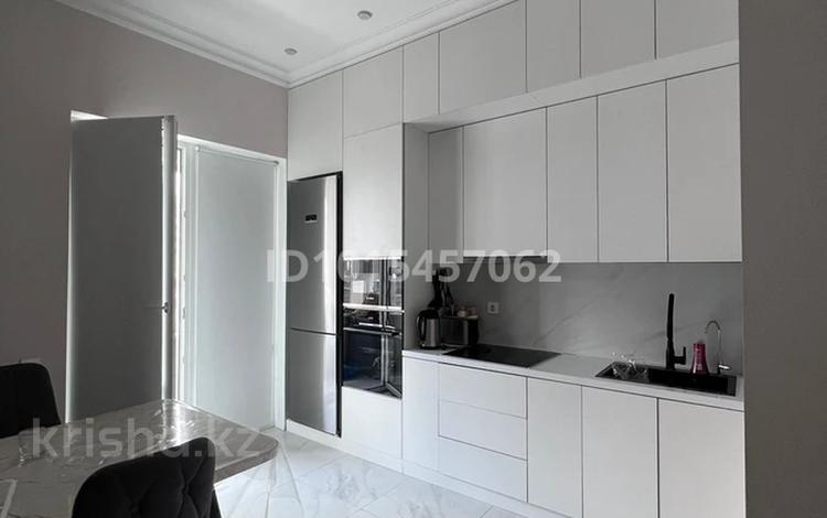 1-комнатная квартира · 50 м² · 14/14 этаж, Егизбаева 3, 5 — Каныша Сатпаева за 20 000 ₸ в Алматы, Бостандыкский р-н — фото 2