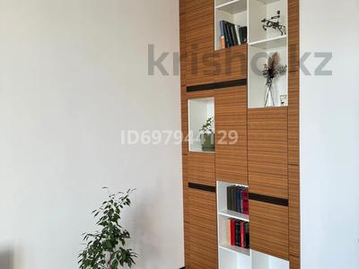 3-комнатная квартира · 124 м² · 5/7 этаж, Мангилик Ел 28 — Ботанический сад, Триумфальная арка, Президентский парк за 119 млн ₸ в Астане, Есильский р-н