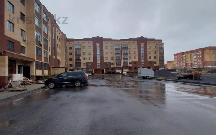 3-комнатная квартира · 113.6 м² · 2/5 этаж, мкр. Алтын орда, ораза тате улы за 38 млн ₸ в Актобе — фото 2
