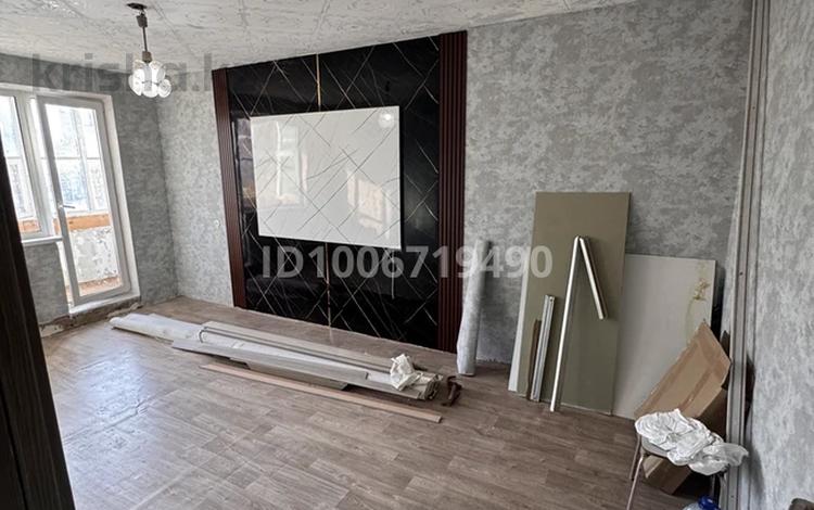 1-комнатная квартира · 31 м² · 4/5 этаж, Кердери 139 — Офис КПО, т/д Дом быта, Алем плаза за 11 млн ₸ в Уральске — фото 2