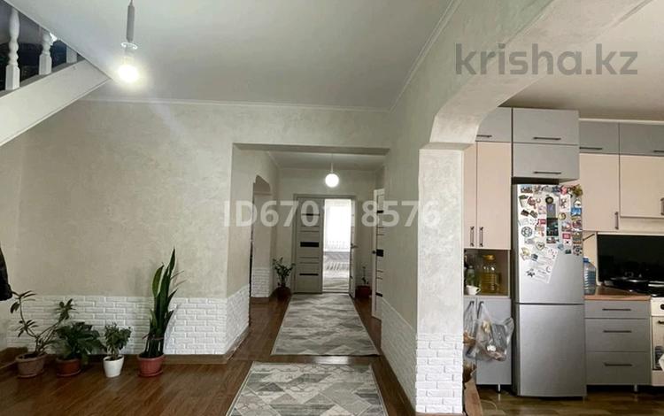 Жеке үй · 8 бөлме · 181 м² · 13 жүзд., Мамыр 21 — Барибаева, бағасы: 40 млн ₸ в Бекболате — фото 23