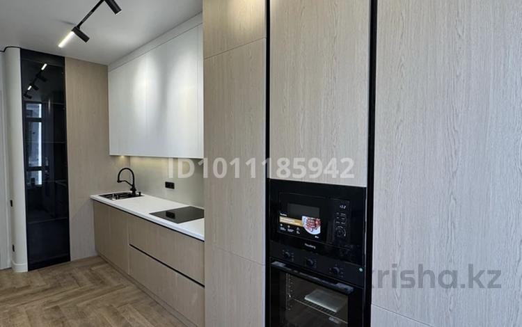 4-комнатная квартира · 120 м² · 8/18 этаж, Туран 39 — Шикарная! за 129 млн ₸ в Астане, Нура р-н — фото 31