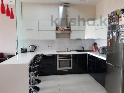 3-комнатная квартира · 120 м² · 9/10 этаж, Исаева за 95 млн ₸ в Алматы, Алмалинский р-н