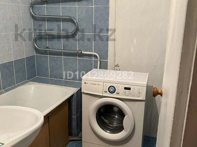 3-бөлмелі пәтер · 60 м² · 2/5 қабат, Назарбаева 68/78 — Угол ул. Орманова, бағасы: 150 000 ₸ в Талдыкоргане