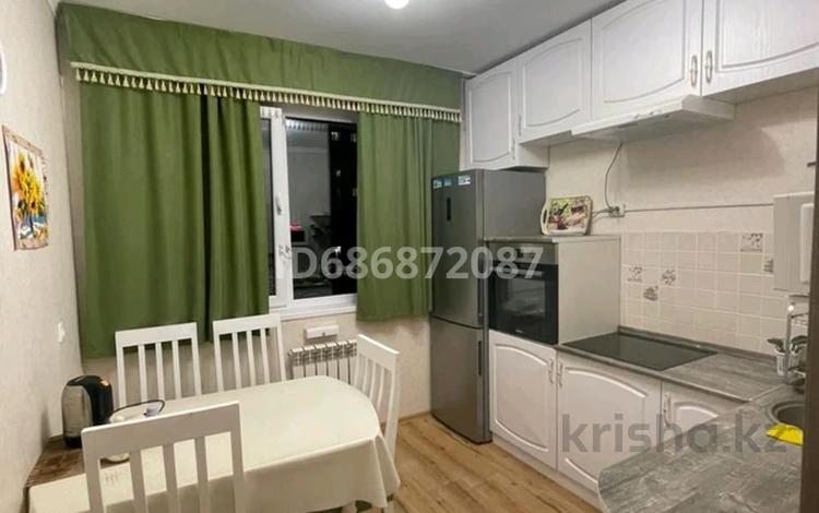 1-комнатная квартира · 40 м² · 2/9 этаж, Кабанбай батыра 48/1 за 7 000 ₸ в Астане, Есильский р-н — фото 2