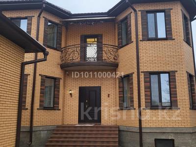 Жеке үй · 12 бөлме · 471 м² · 8 жүзд., Карева 127, бағасы: 250 млн ₸ в Уральске