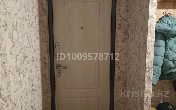 3-бөлмелі пәтер · 62.3 м² · 4/5 қабат, Майкудук, Майкудук, 15й микрорайон 33, бағасы: 14 млн ₸ в Караганде, Алихана Бокейханова р-н — фото 2