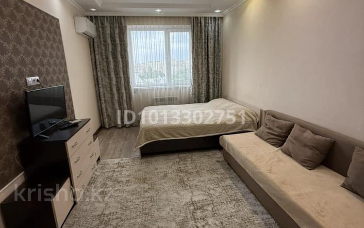 1-комнатная квартира · 45 м² · 8/12 этаж, мкр Жетысу-1 28а — Сайна Улугбека за 270 000 ₸ в Алматы, Ауэзовский р-н — фото 2