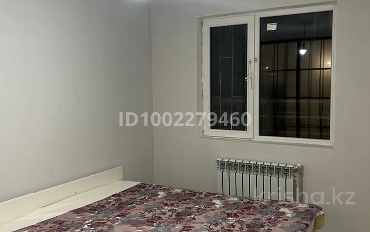 2-комнатная квартира · 40 м² · 10/10 этаж, мкр Аккент 70 за 250 000 ₸ в Алматы, Алатауский р-н — фото 2