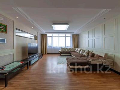 4-комнатная квартира · 140 м² · 8 этаж, Кошкарбаева 10 за 850 000 〒 в Астане, Сарайшык р-н