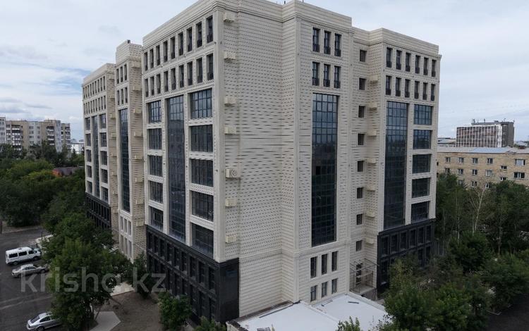 2-комнатная квартира · 92.2 м², Нурсултана Назарбаева 49а за ~ 50.7 млн 〒 в Караганде — фото 3