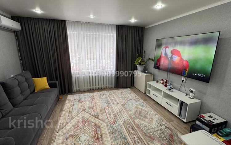 2-бөлмелі пәтер · 52 м² · 1/5 қабат, 40 1 — Кутжанова, бағасы: 26 млн ₸ в Семее — фото 2