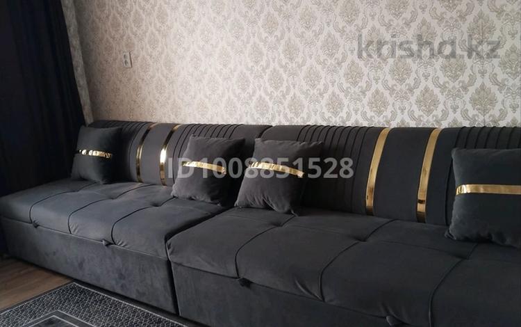 2-бөлмелі пәтер · 52 м² · 5/5 қабат, Мамбетова — Абая, бағасы: 15 000 ₸ в  — фото 3
