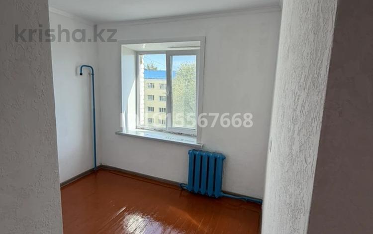 2-бөлмелі пәтер · 41.3 м² · 5/5 қабат, Медведева — на при вогзальной площади, бағасы: 17 млн ₸ в Петропавловске — фото 2
