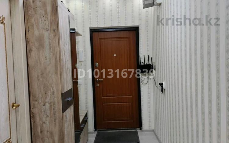 2-комнатная квартира · 73 м² · 2/16 этаж, мкр. Алмагуль 18 за 27 млн ₸ в Атырау — фото 2